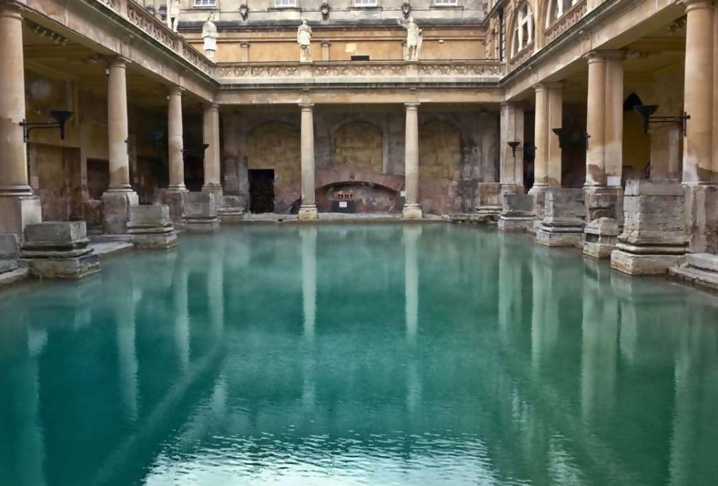 greek-pool